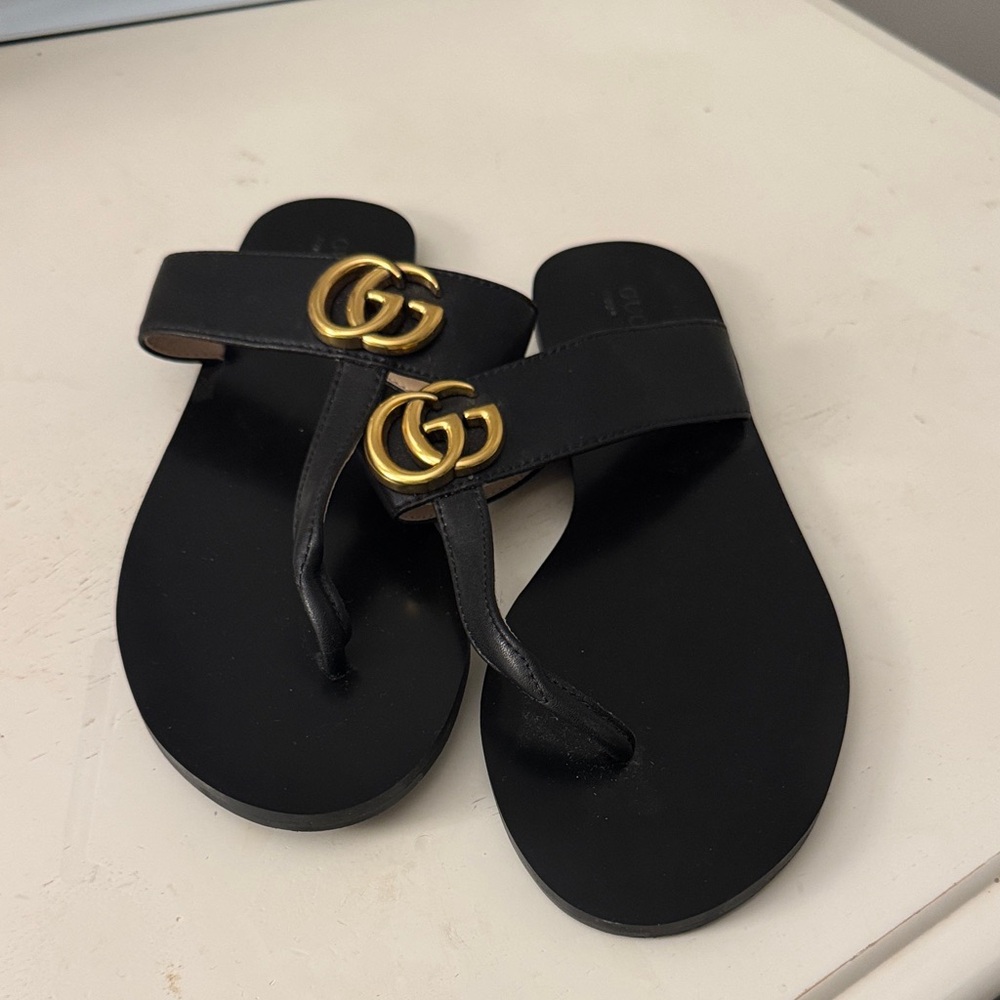 Black Gucci Flip Flops Size 9